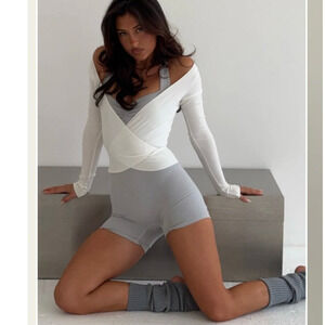 437  Four Three Seven Wrap Top XL